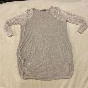 Love appella grey white lace 3/4 sleeve tunic med